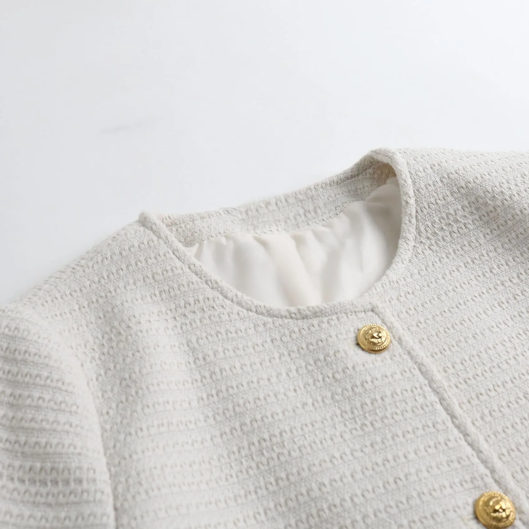 Women's Trendy Cropped Blazer Featuring Patch Pockets